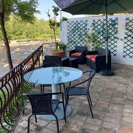 Au Bord De L'Eau Holiday home Ucel
